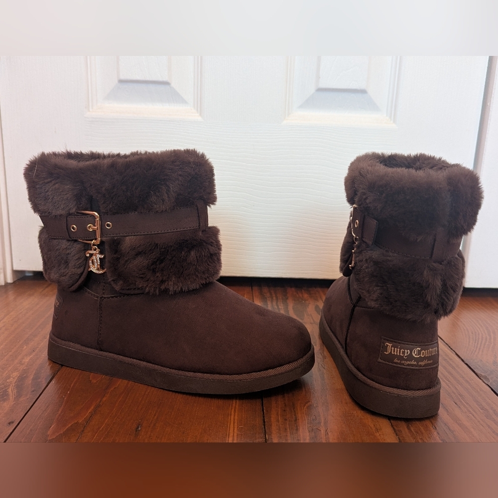 NEW Juicy Couture Brown Fur Boots